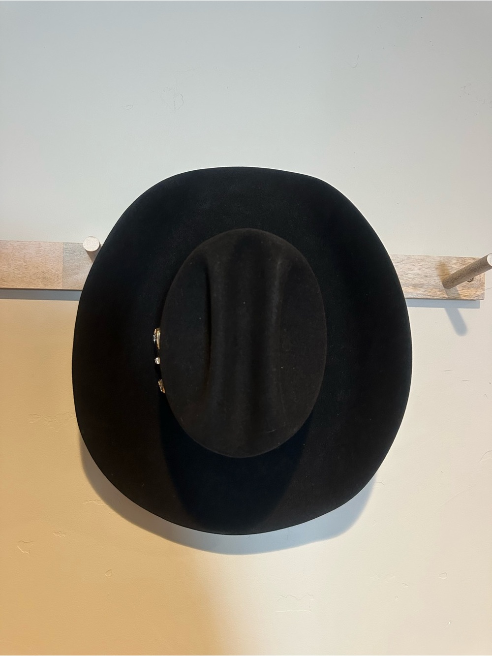 Larry Mahan Black Felt Western Hat with Decorative Band
